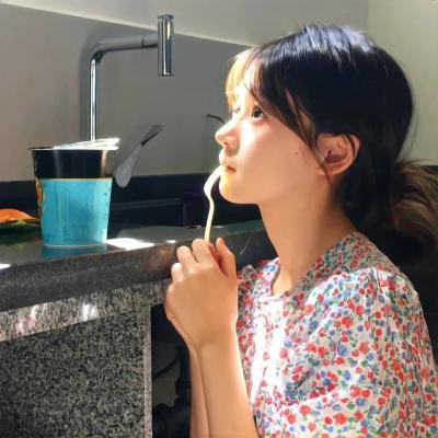 朴花英